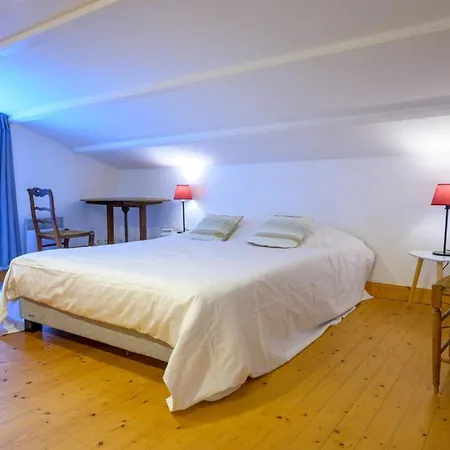 House With Large Garden And Terrace A Stone's Throw From The Port 펜션 Saint-Martin-de-Ré